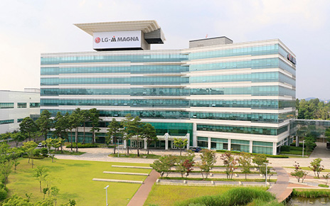 LG and Magna Sign Joint Venture Agreement and Announce Leadership Team