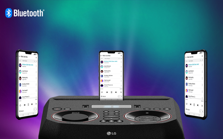 สมาร์ทโฟนอยู่บน LG XBOOM พร้อมกับสมาร์ทโฟนอีกสองเครื่องที่ลอยอยู่รอบ ๆ โลโก้ Bluetooth อยู่ที่มุมบนซ้าย