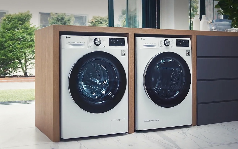 LG washing machines and dryers use AI to protect your clothes.