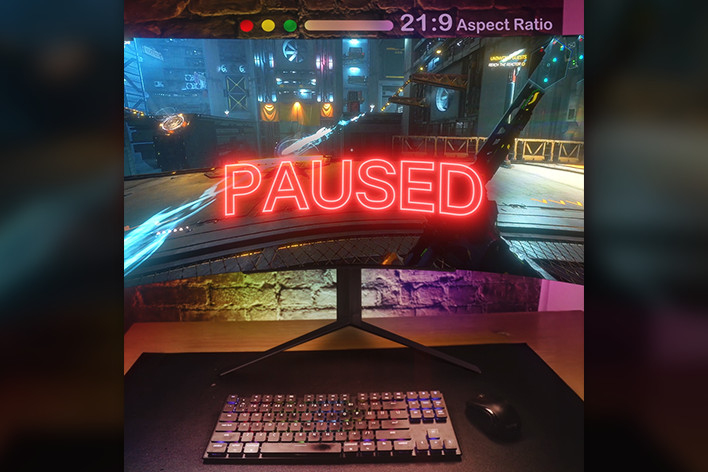 Paused game on UltraGear monitor